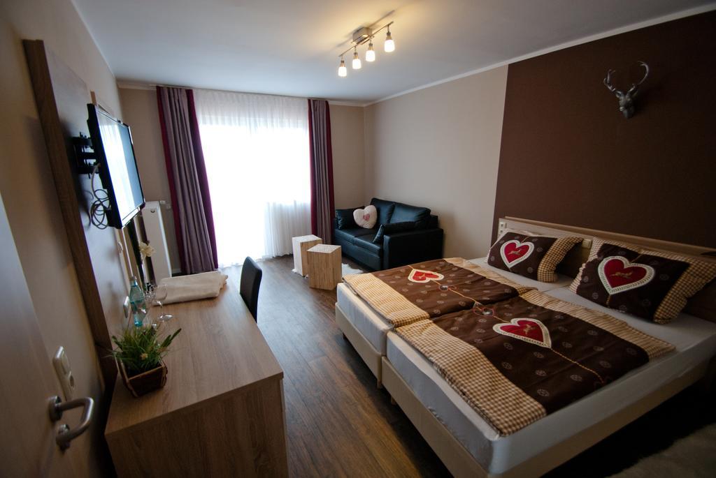 Guest house Schenks Landgasthof
