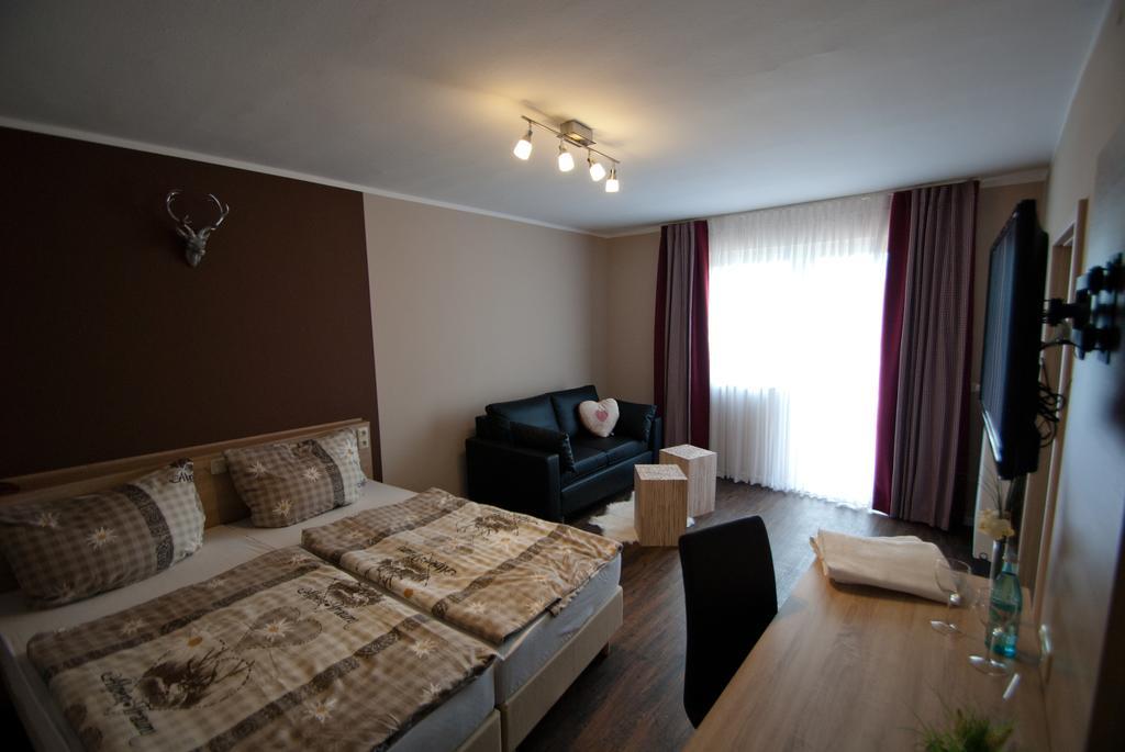 Guest house Schenks Landgasthof Amorbach